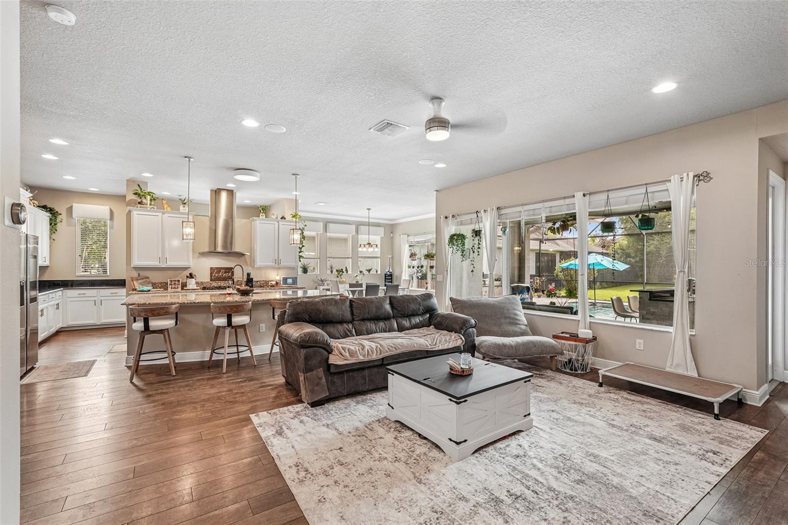 6617 PARK STRAND DR