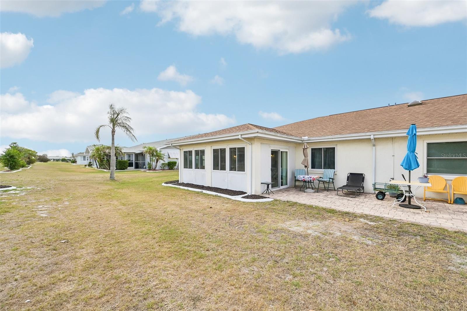 1607 CLOISTER DR