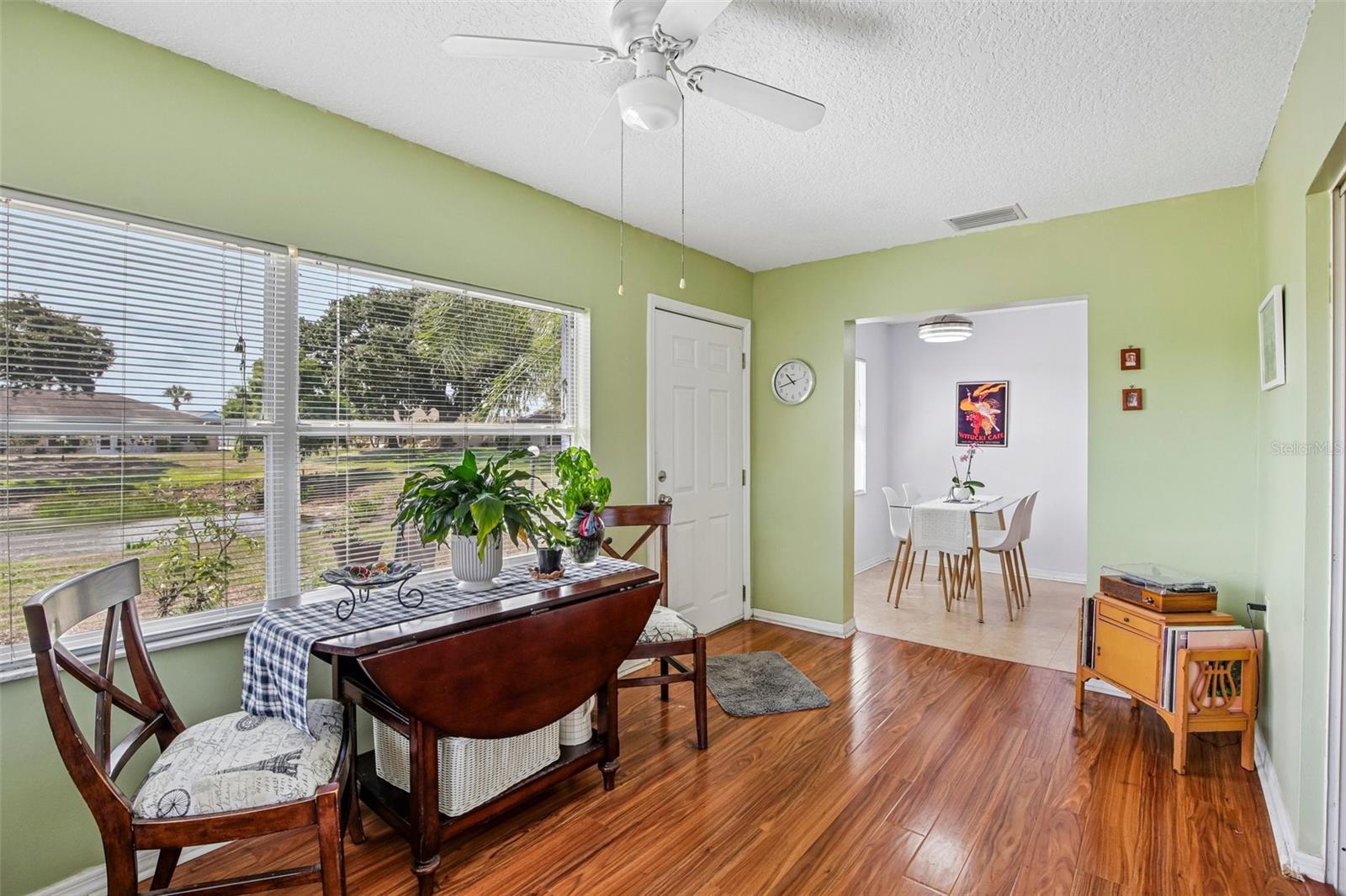 1925 GRAND CYPRESS LN