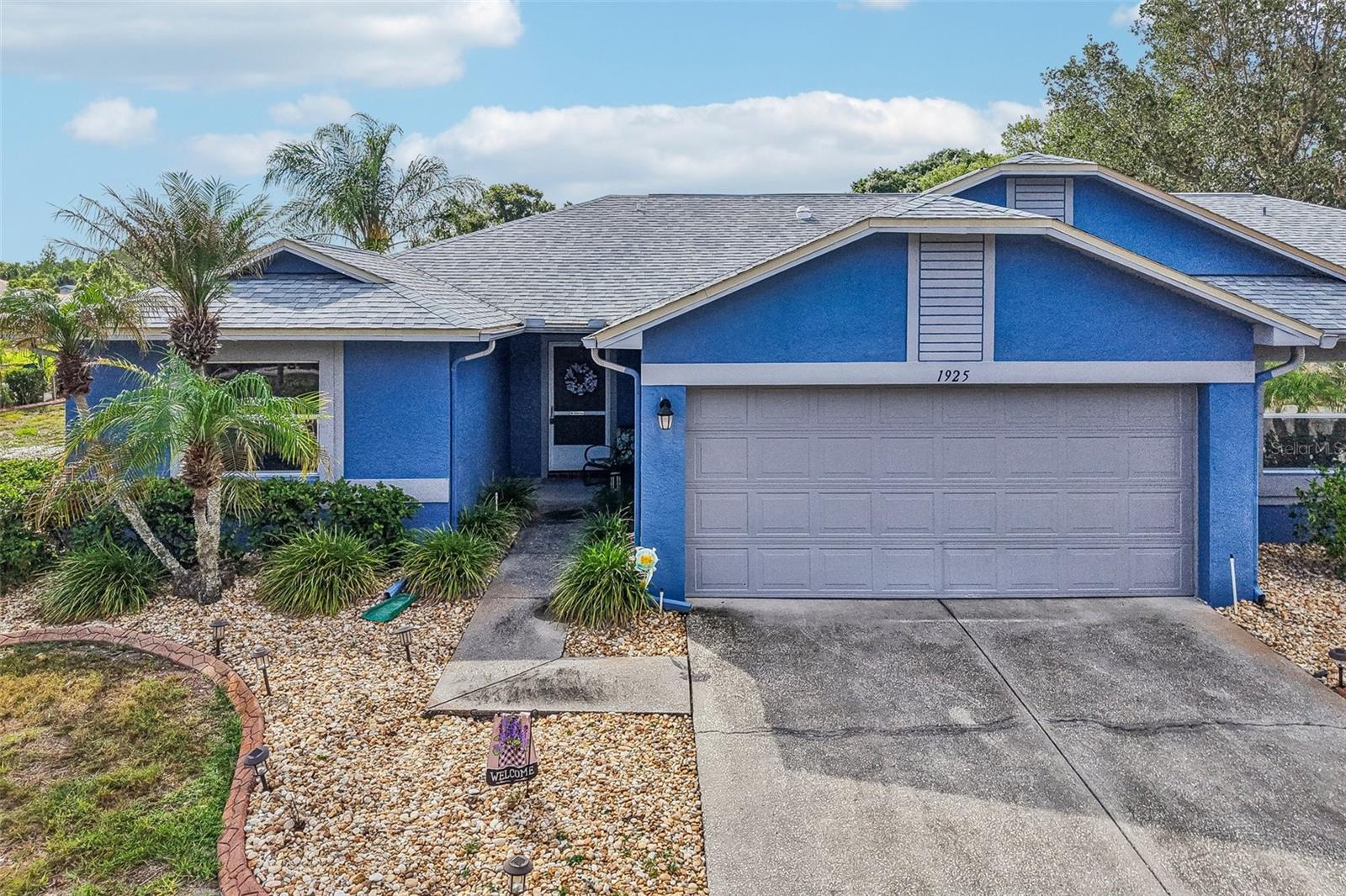 1925 GRAND CYPRESS LN