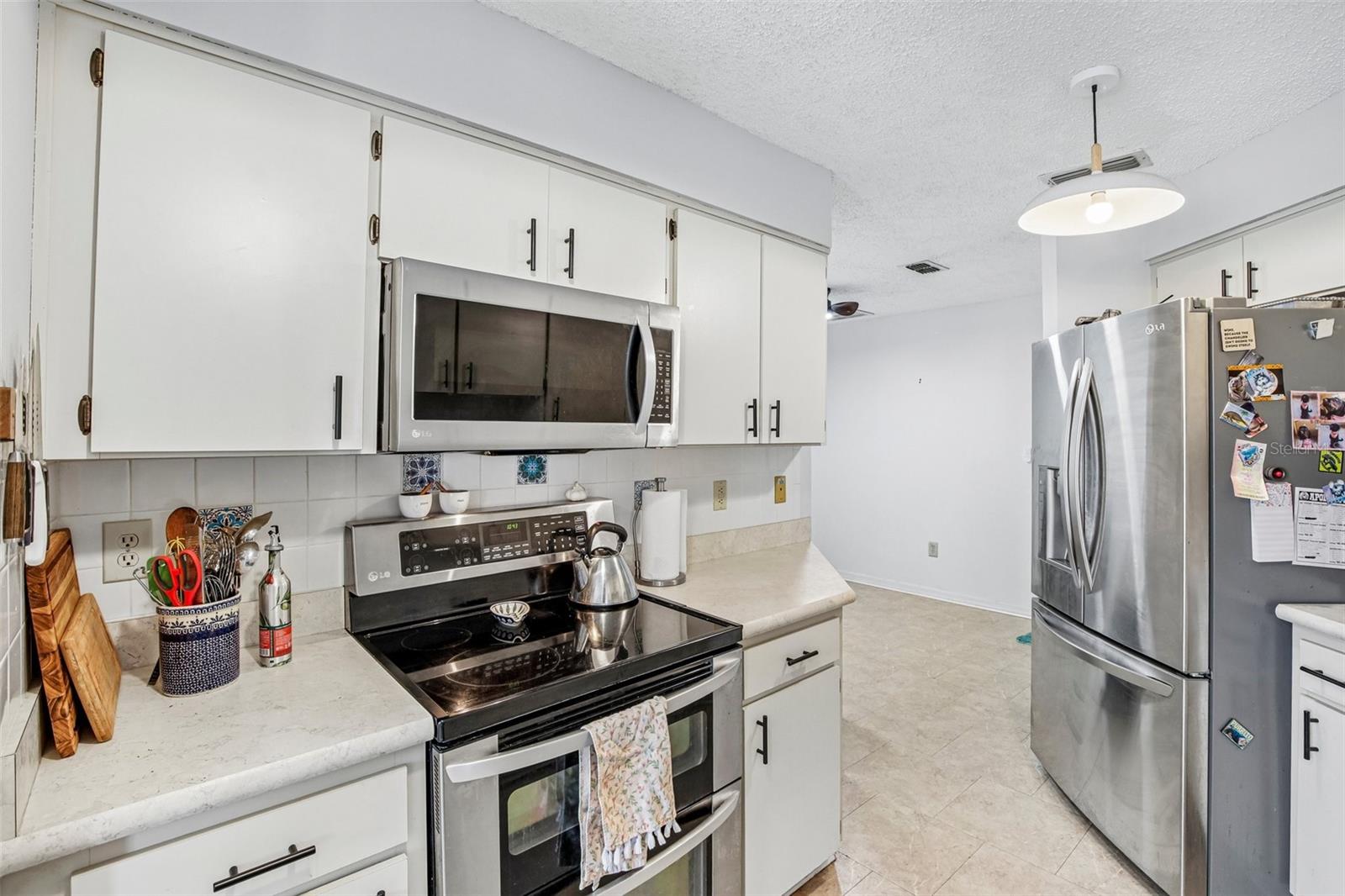 1925 GRAND CYPRESS LN