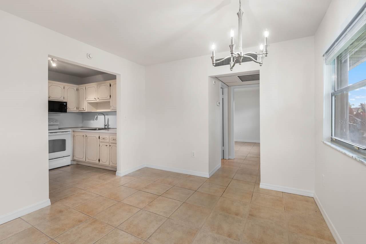 201 KINGS BLVD #19
