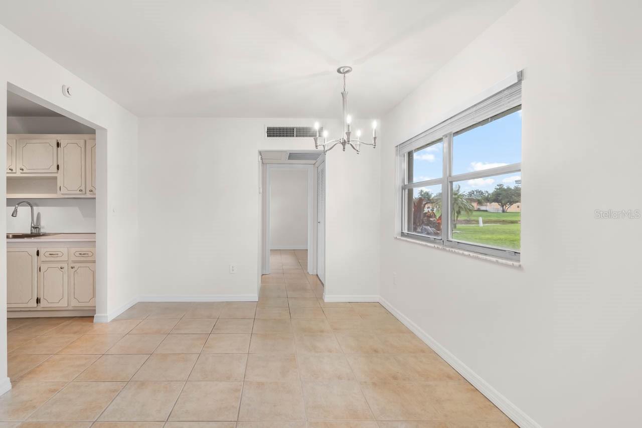 201 KINGS BLVD #19