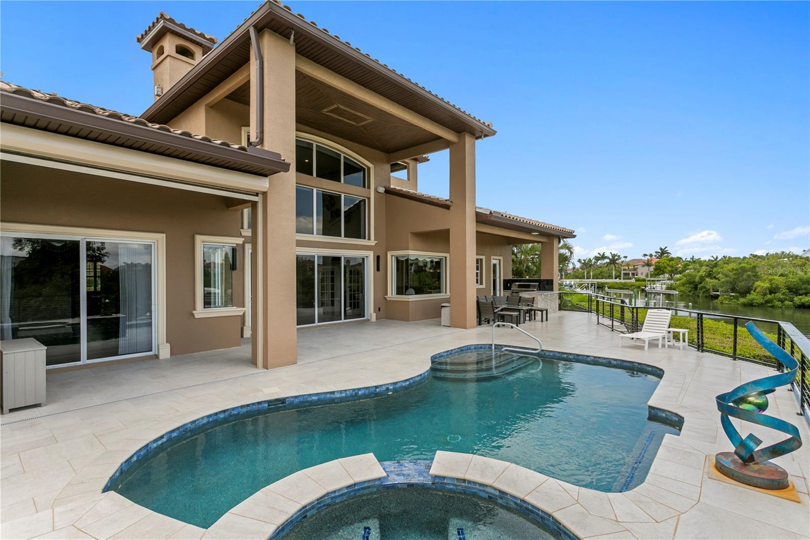 6459 RUBIA CIR