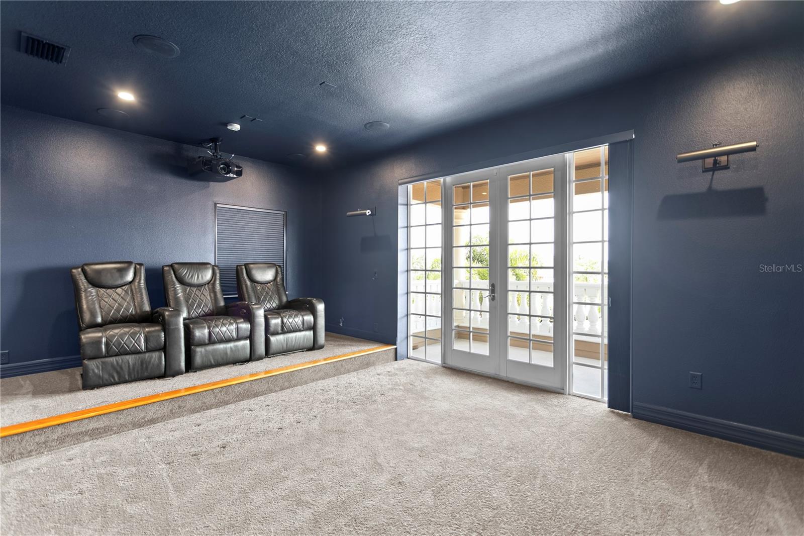 6459 RUBIA CIR