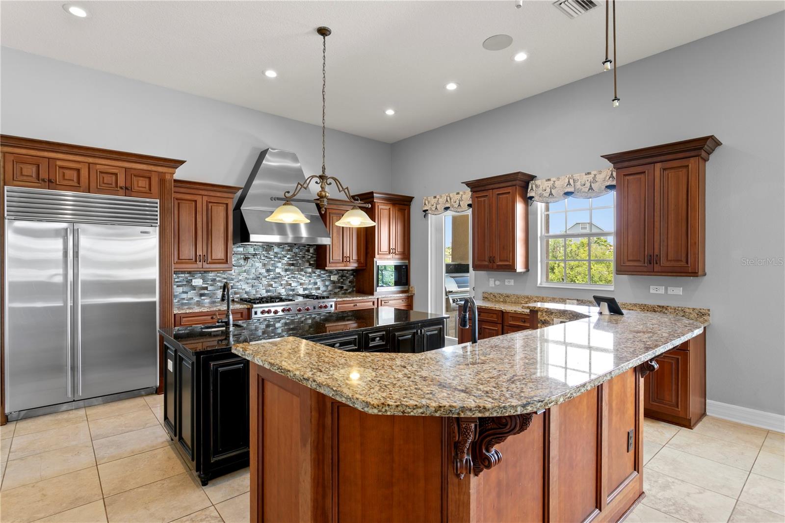 6459 RUBIA CIR