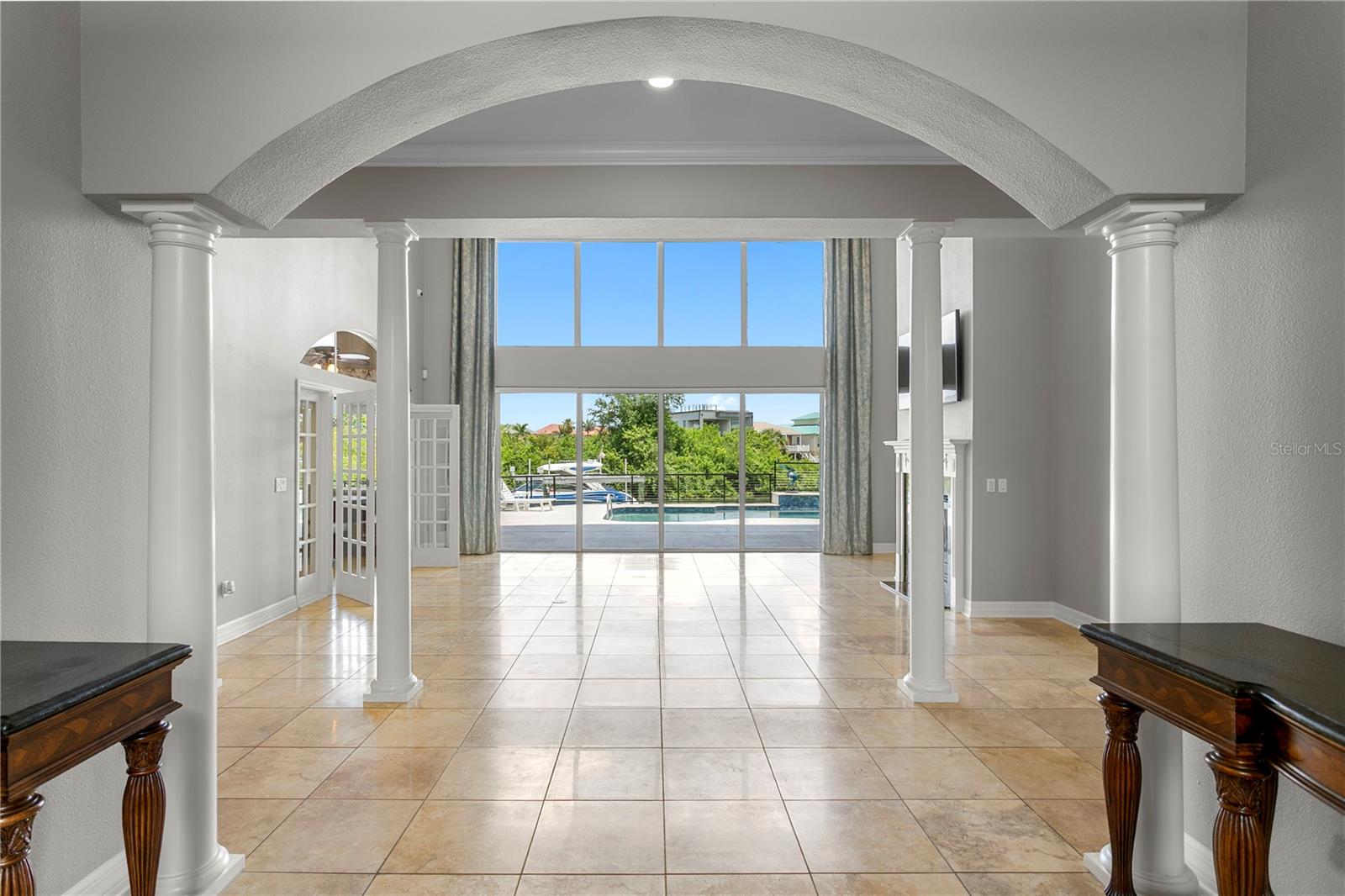 6459 RUBIA CIR