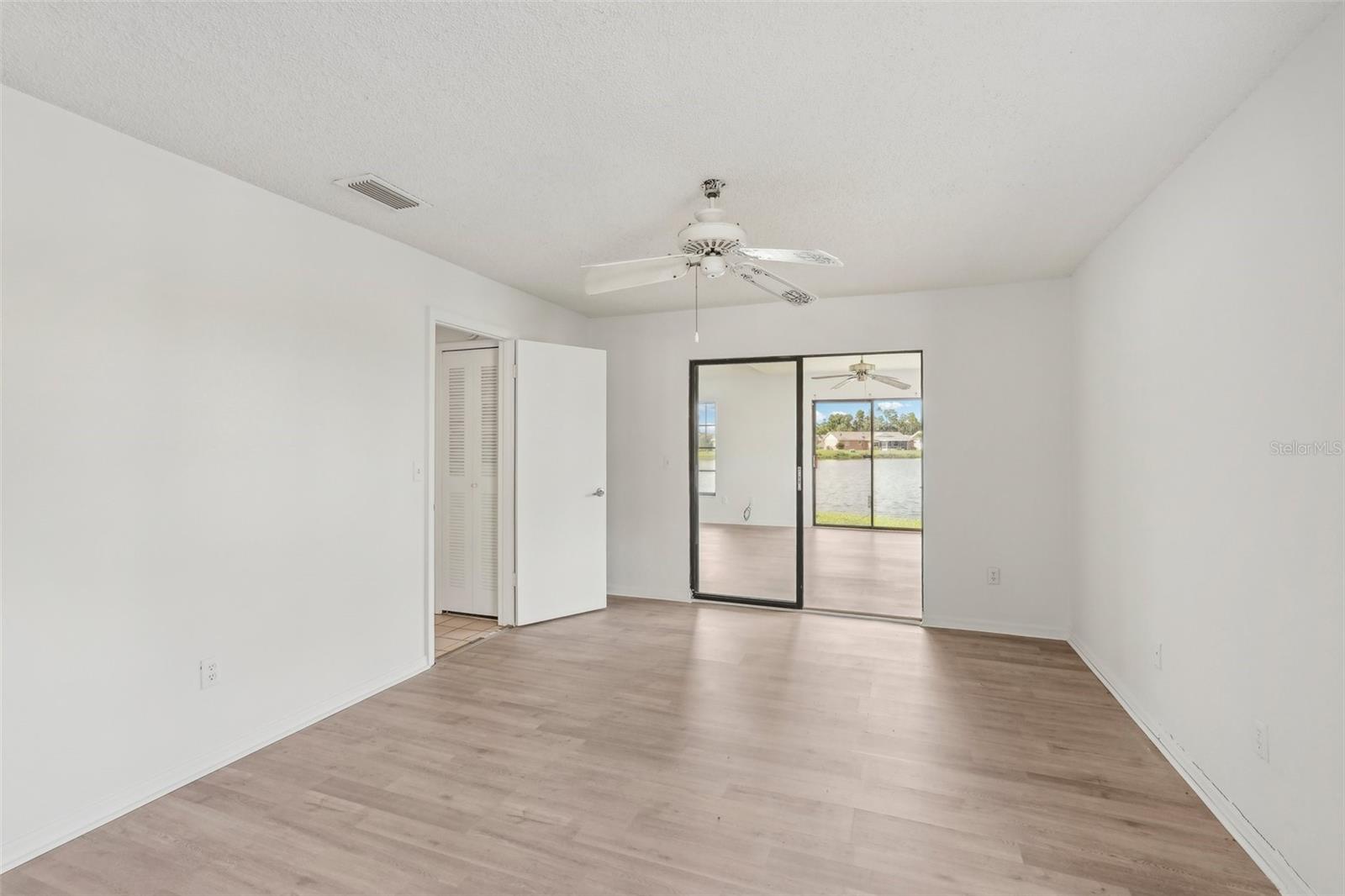 1613 COMFY CT