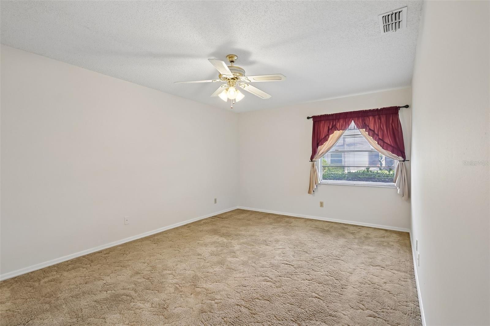 2017 HAMPSTEAD CIR
