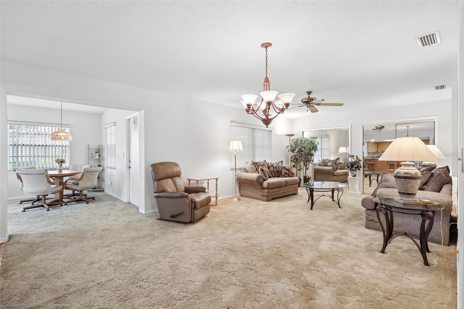 2017 HAMPSTEAD CIR