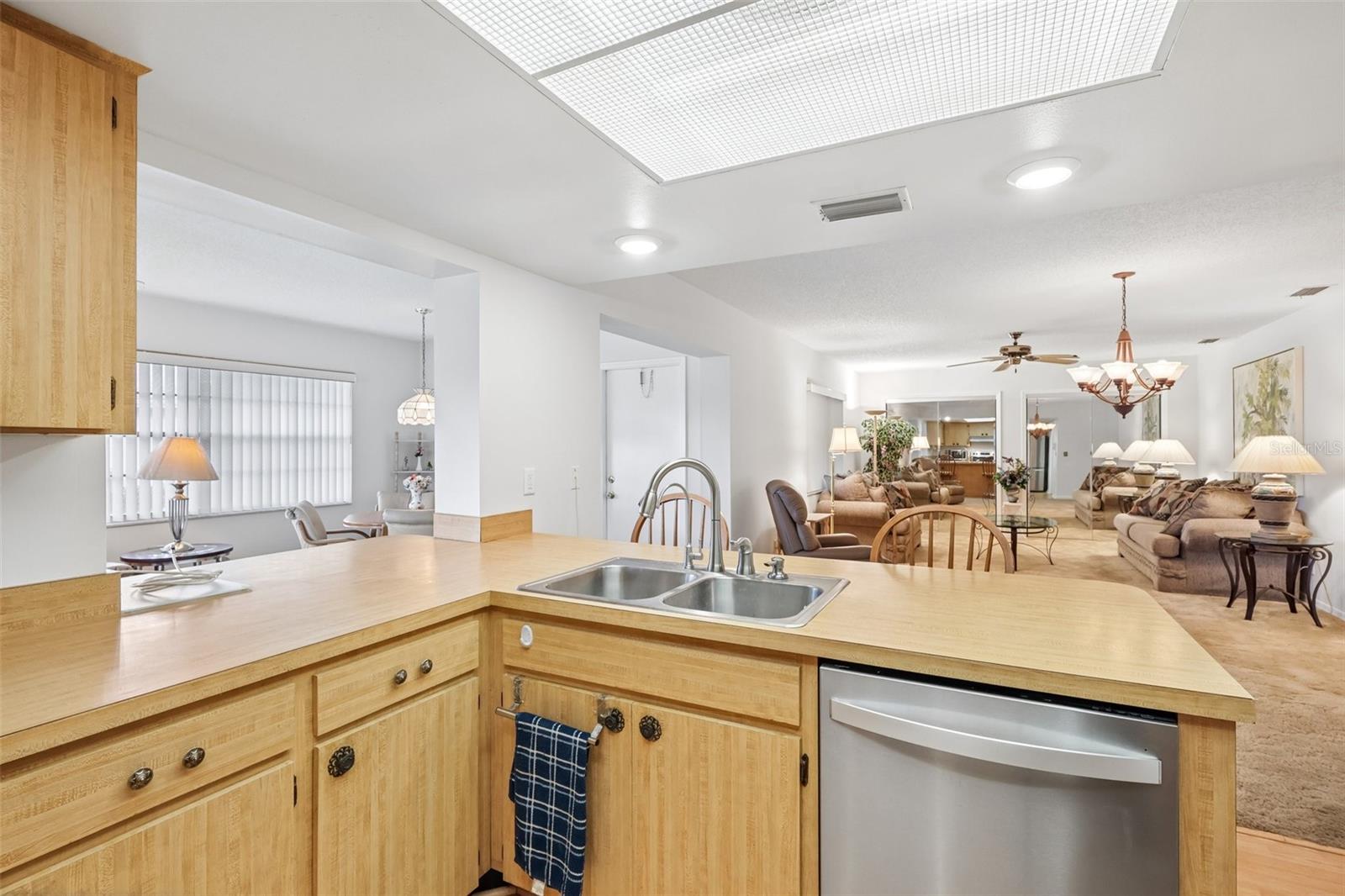 2017 HAMPSTEAD CIR