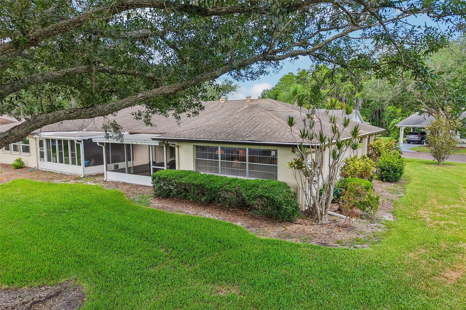 2017 HAMPSTEAD CIR