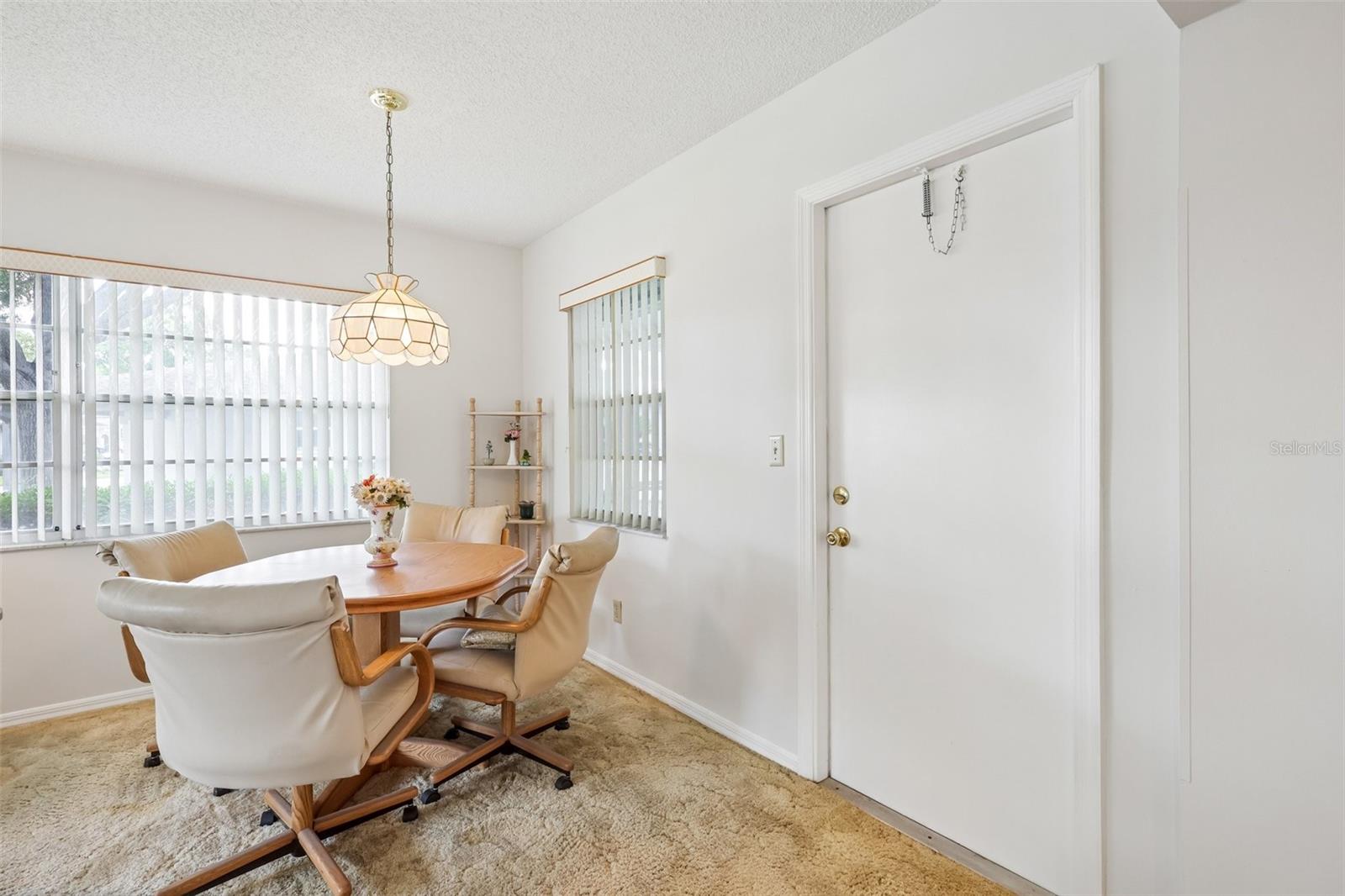2017 HAMPSTEAD CIR