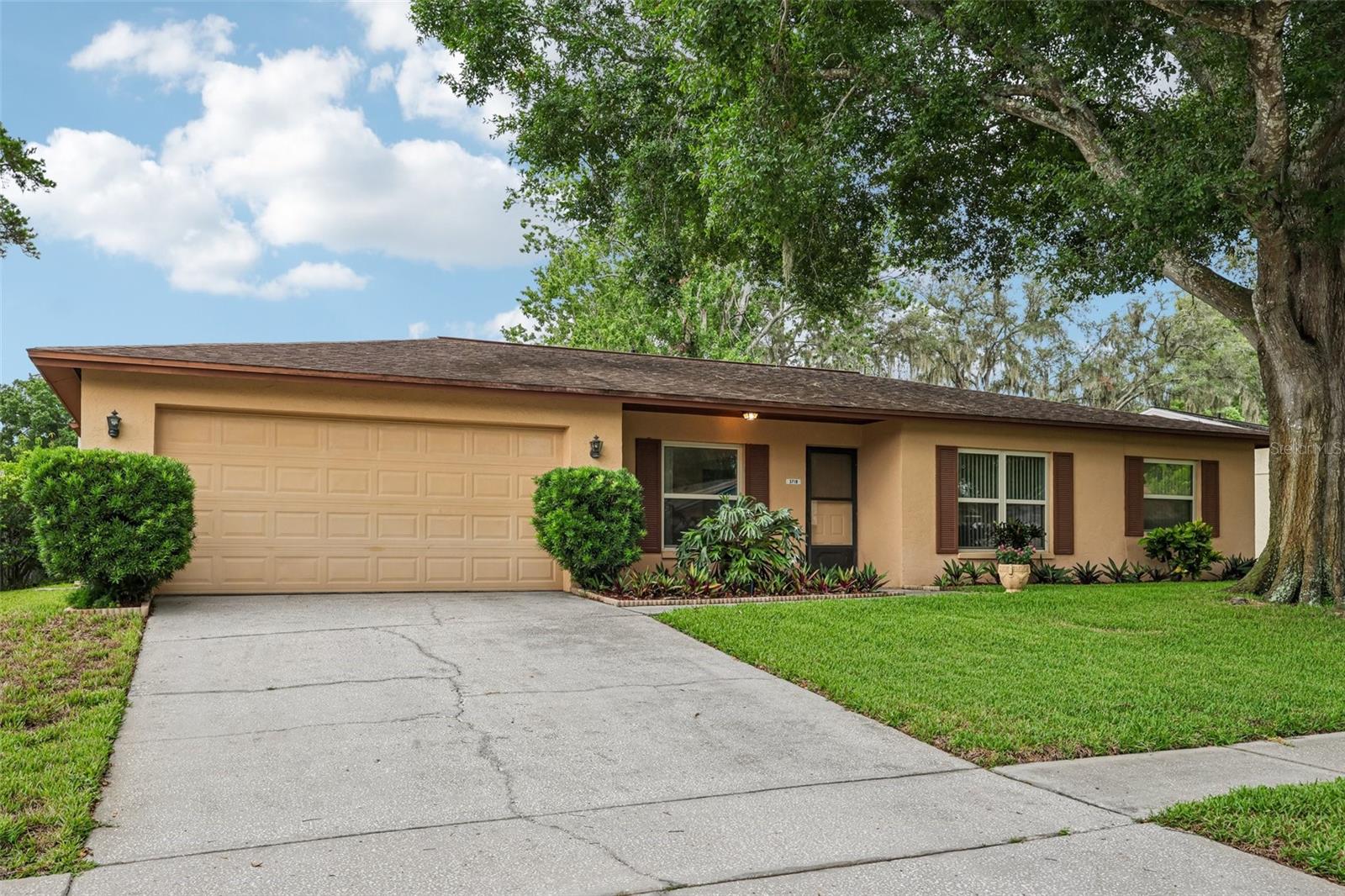 3718 SAND PEBBLE DR