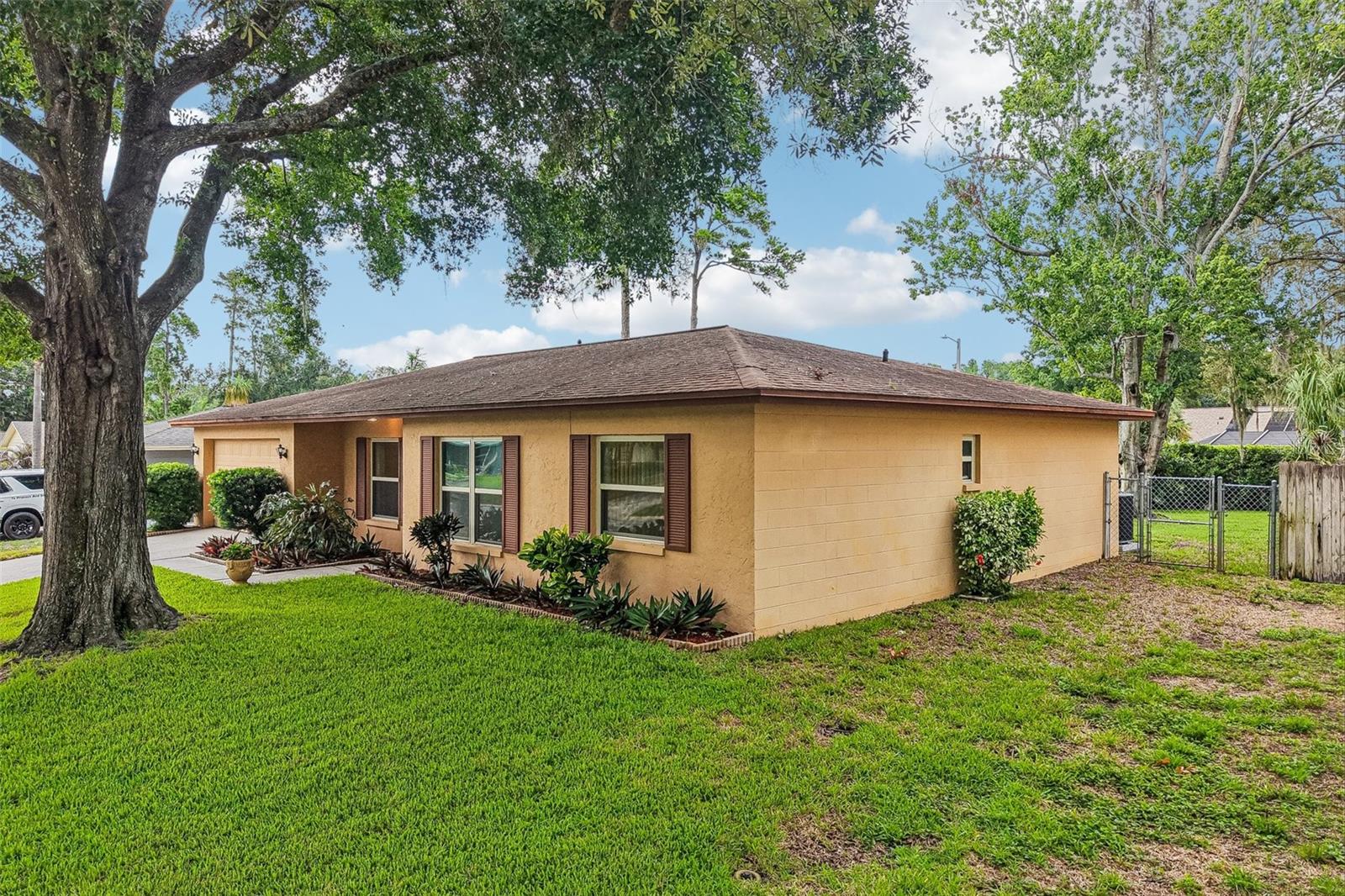 3718 SAND PEBBLE DR