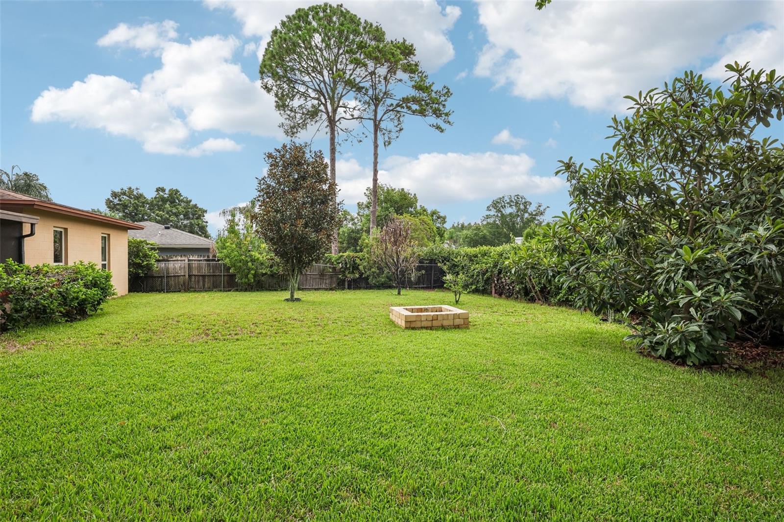 3718 SAND PEBBLE DR