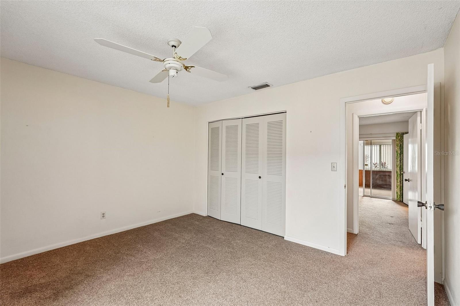 1329 NEW BEDFORD DR