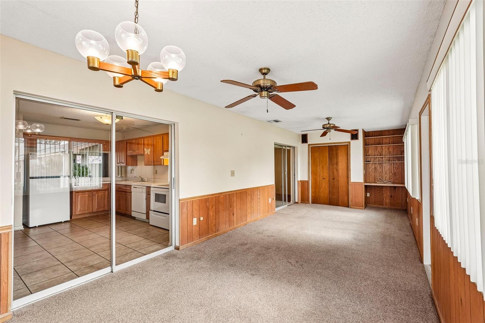 1329 NEW BEDFORD DR