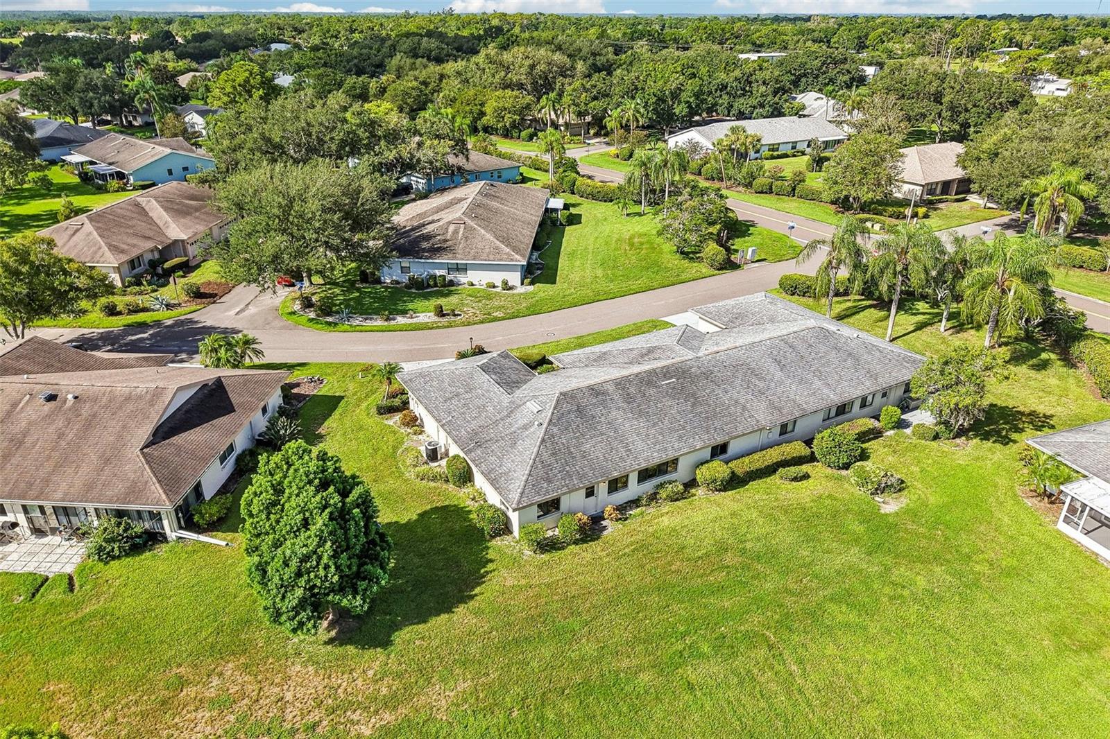 1304 LELAND DR