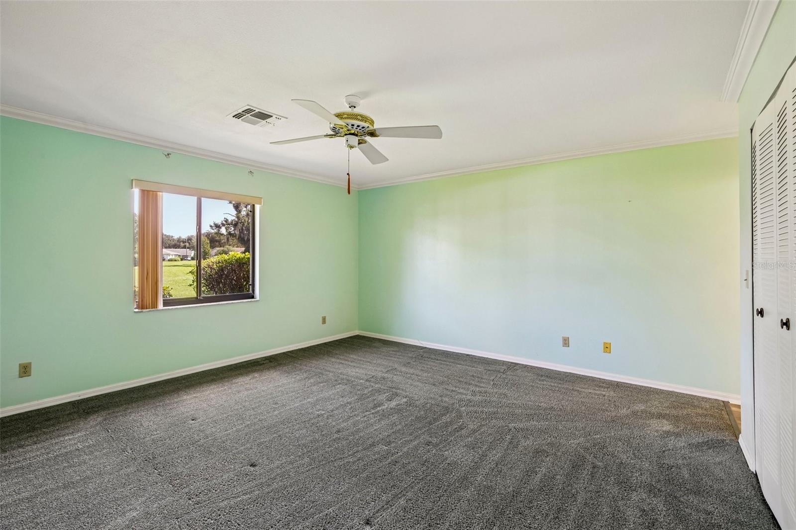 1304 LELAND DR