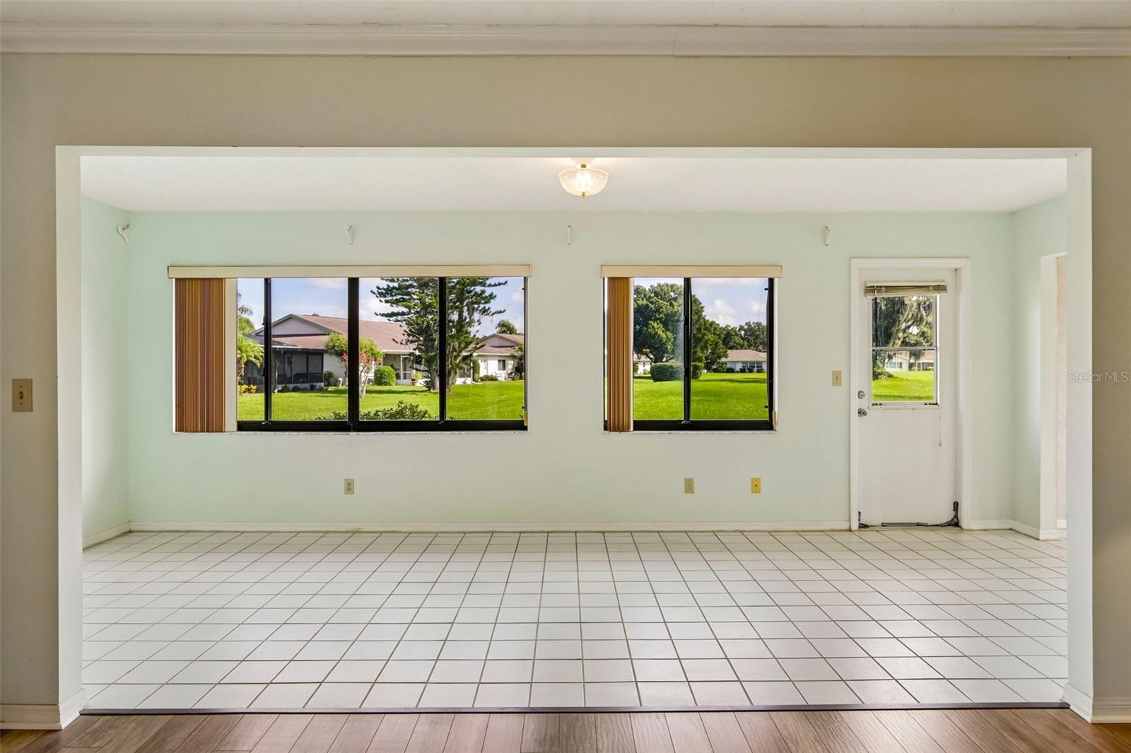 1304 LELAND DR