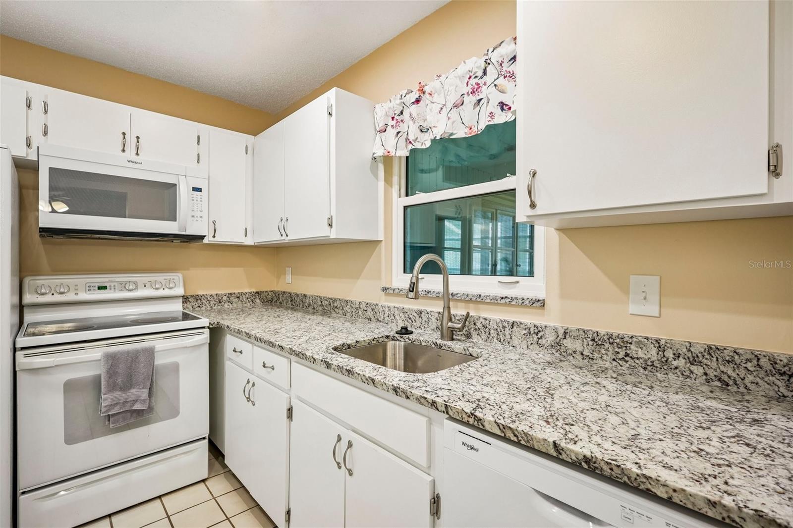 2224 GRENADIER DR
