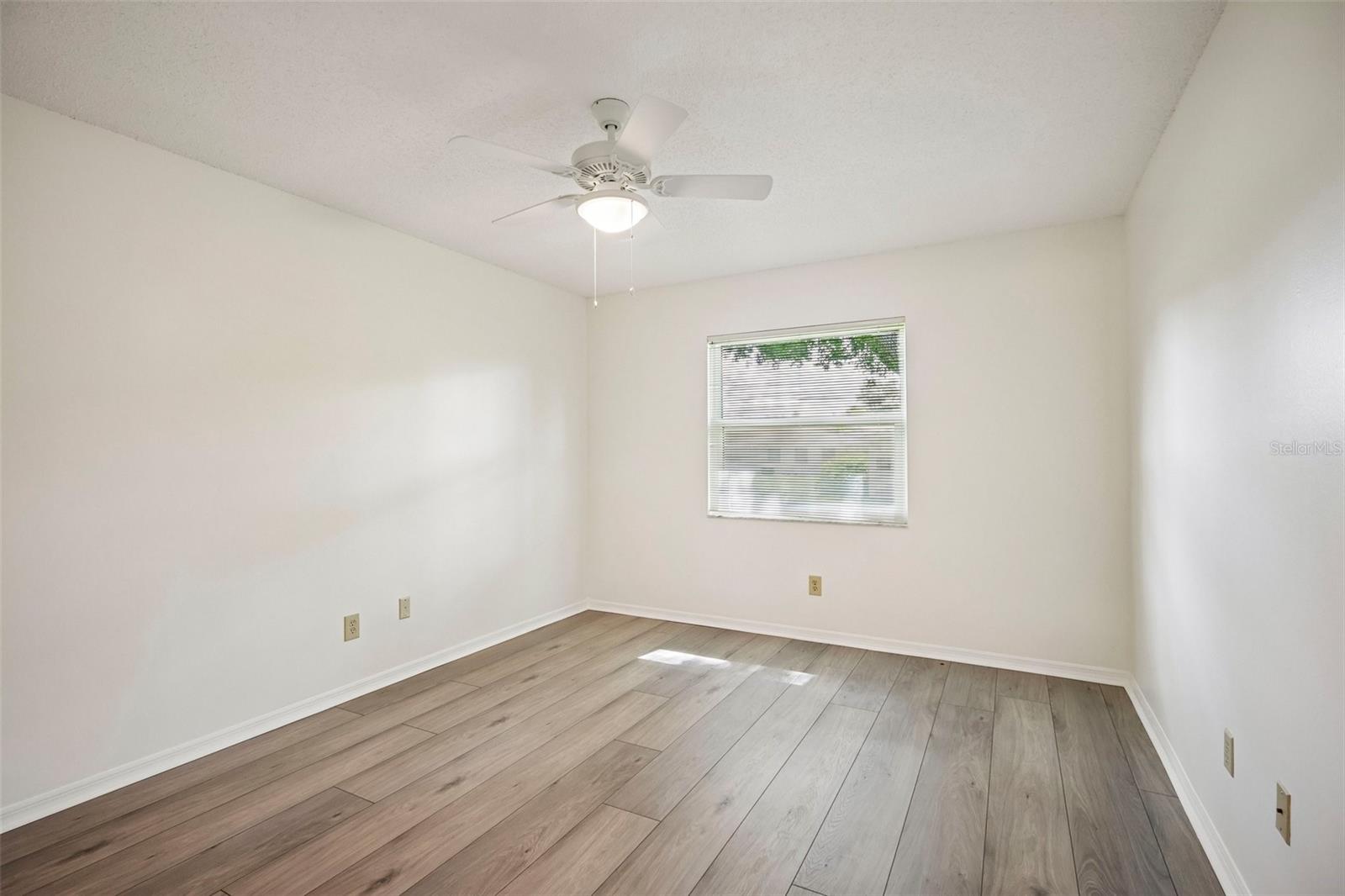 2224 GRENADIER DR