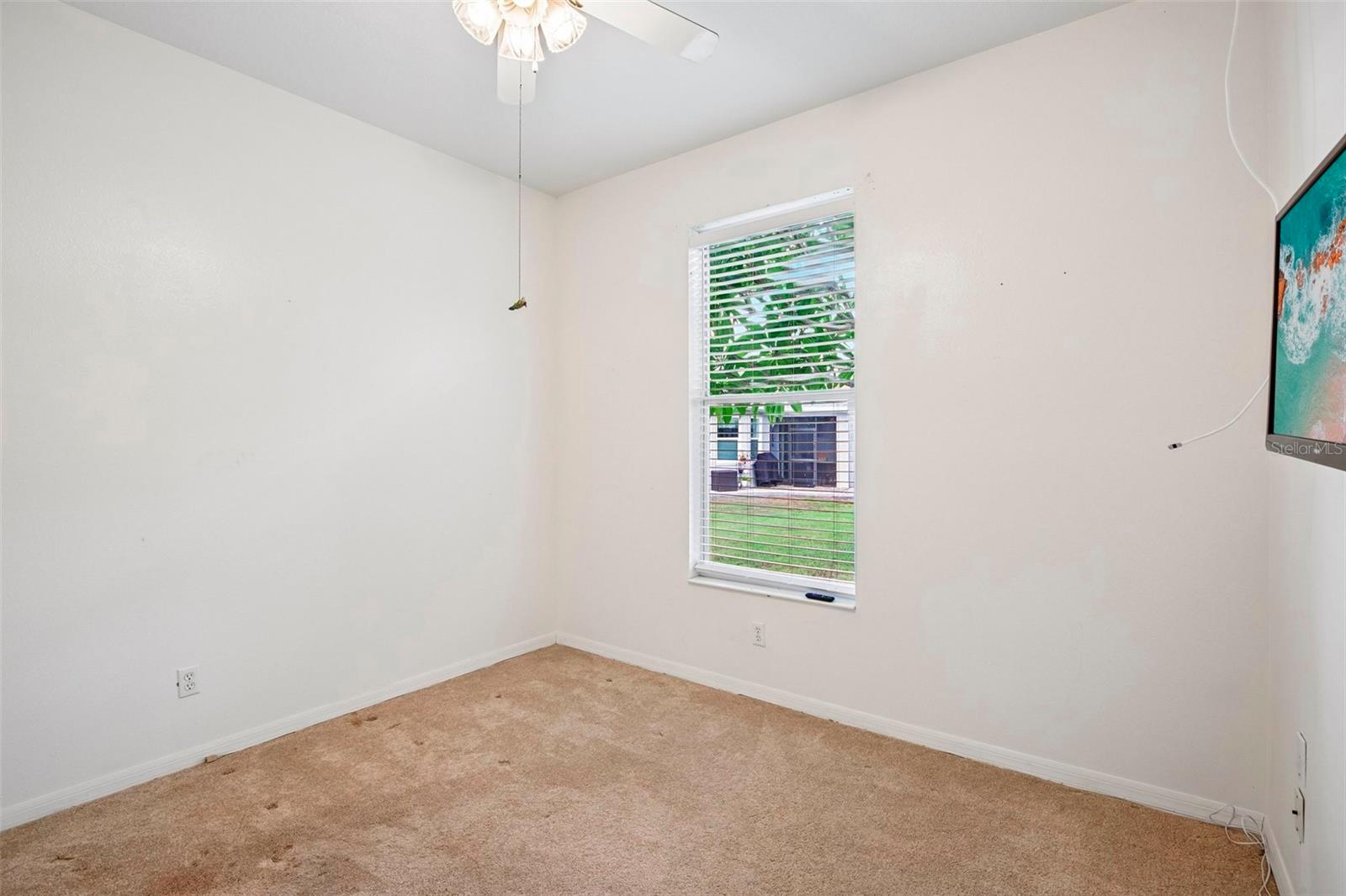 1104 VILLEROY DR