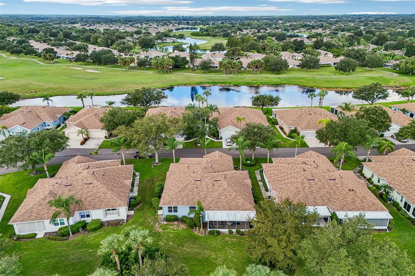 1230 HUNTINGTON GREENS DR