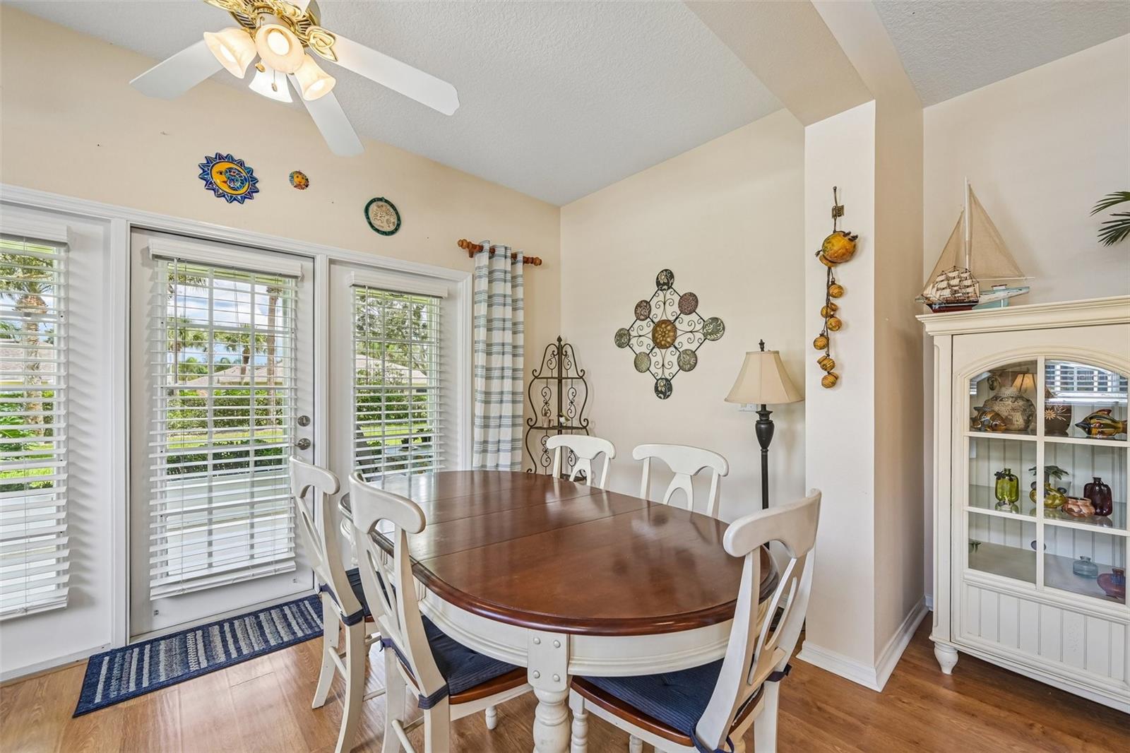 1230 HUNTINGTON GREENS DR