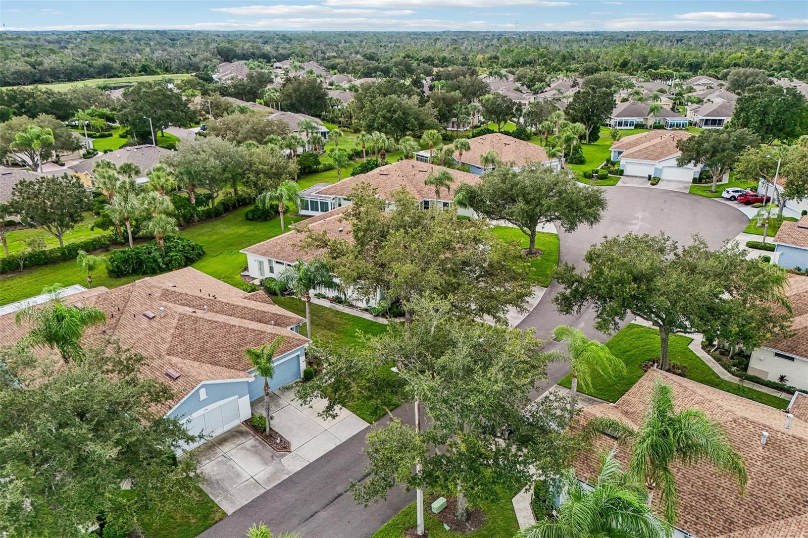 1230 HUNTINGTON GREENS DR