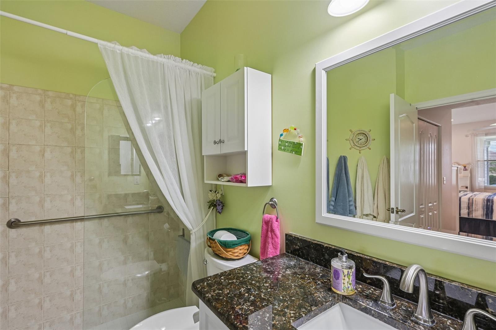 1230 HUNTINGTON GREENS DR