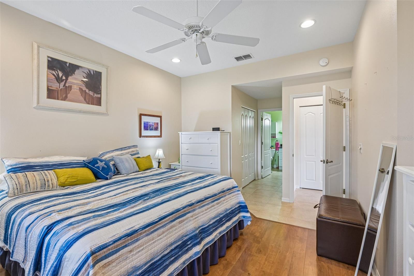 1230 HUNTINGTON GREENS DR