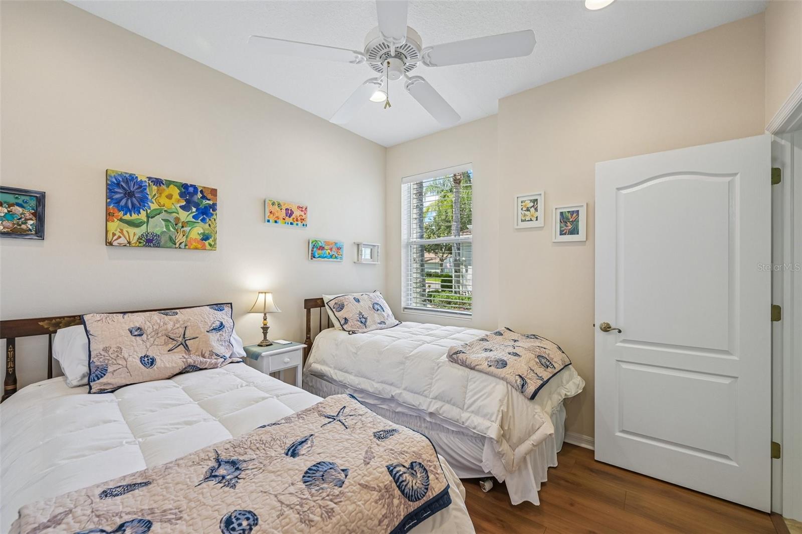 1230 HUNTINGTON GREENS DR
