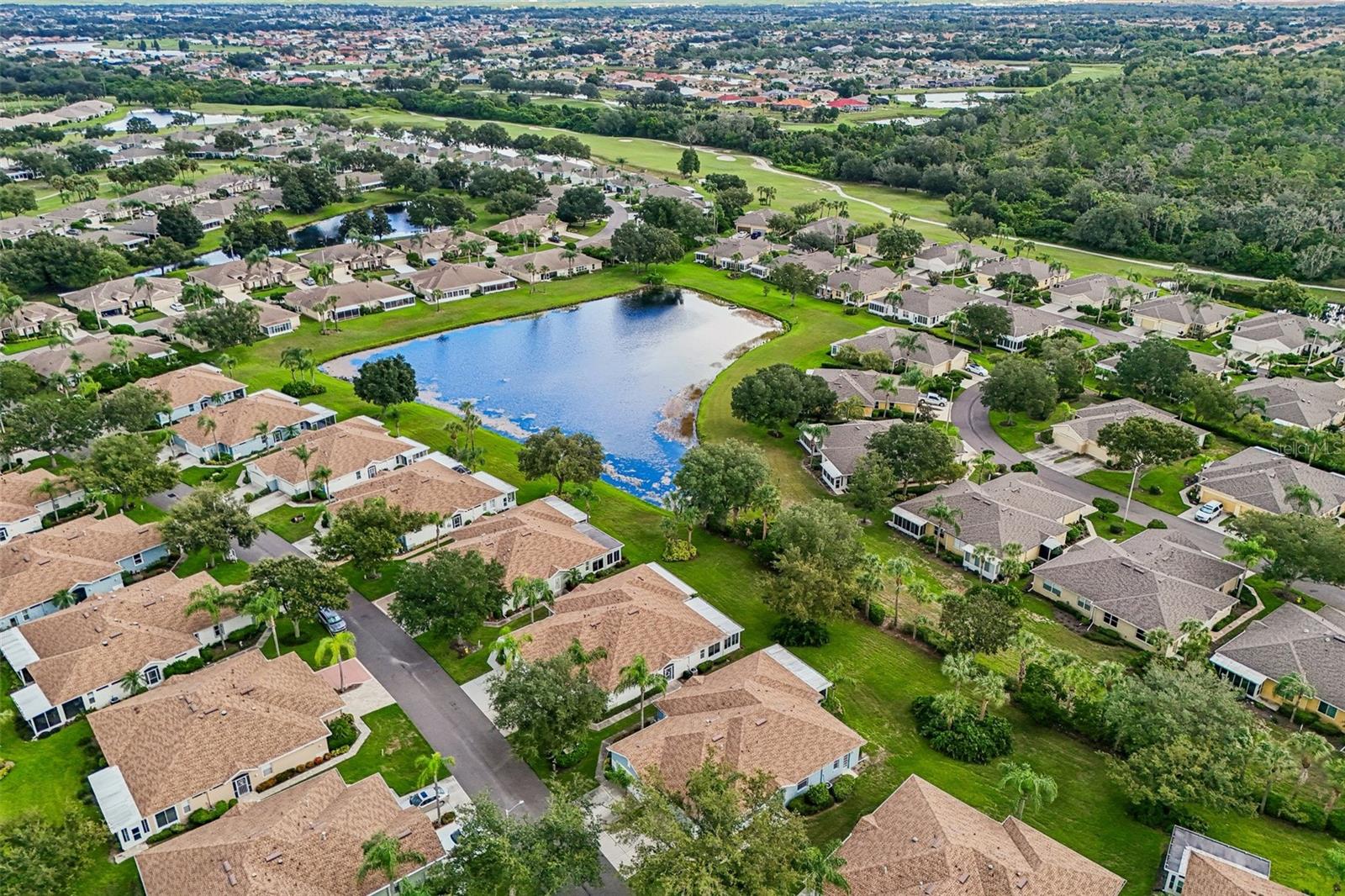 1230 HUNTINGTON GREENS DR