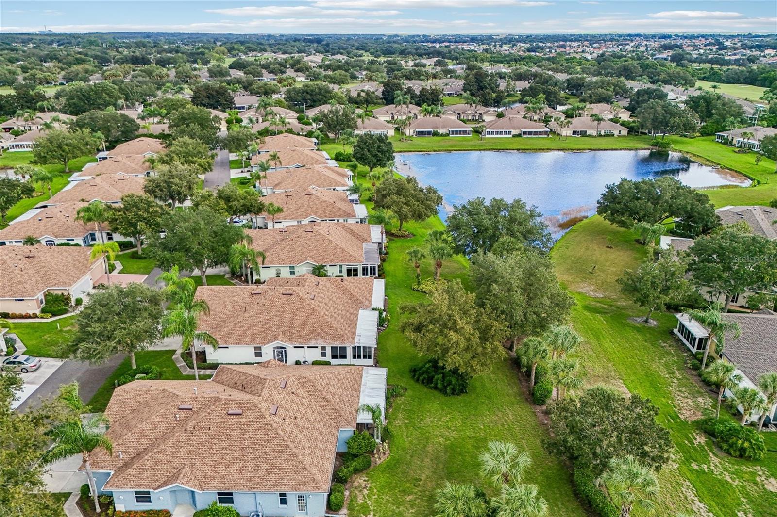 1230 HUNTINGTON GREENS DR