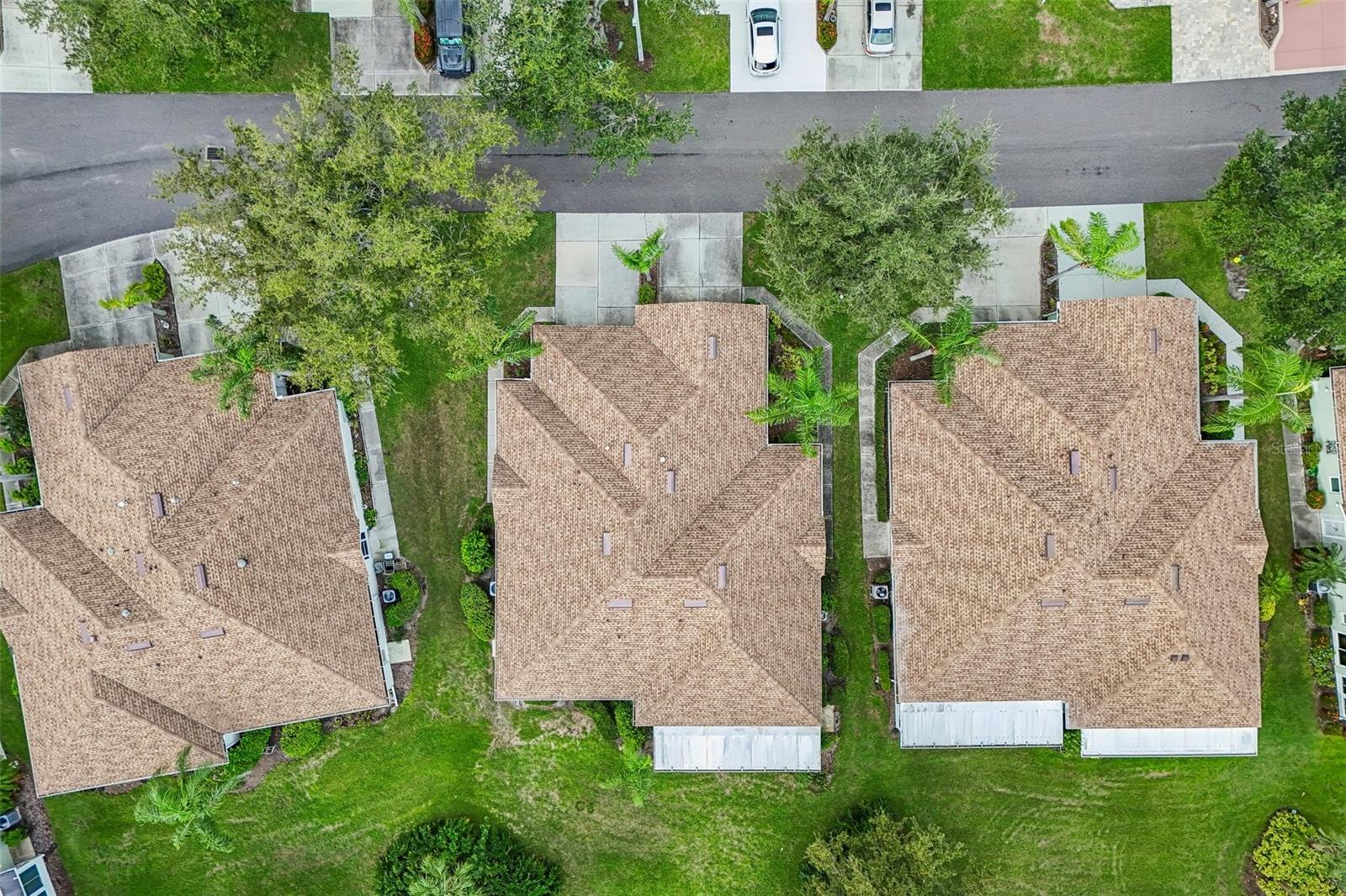 1230 HUNTINGTON GREENS DR