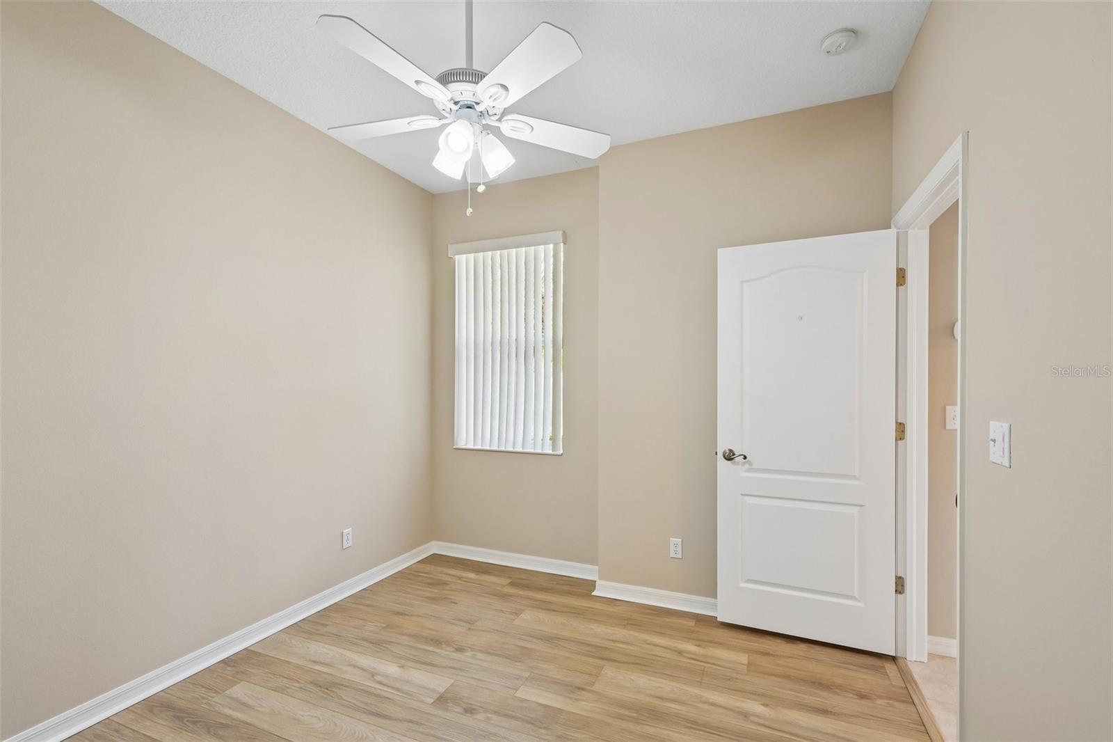 1933 INVERNESS GREENS DR