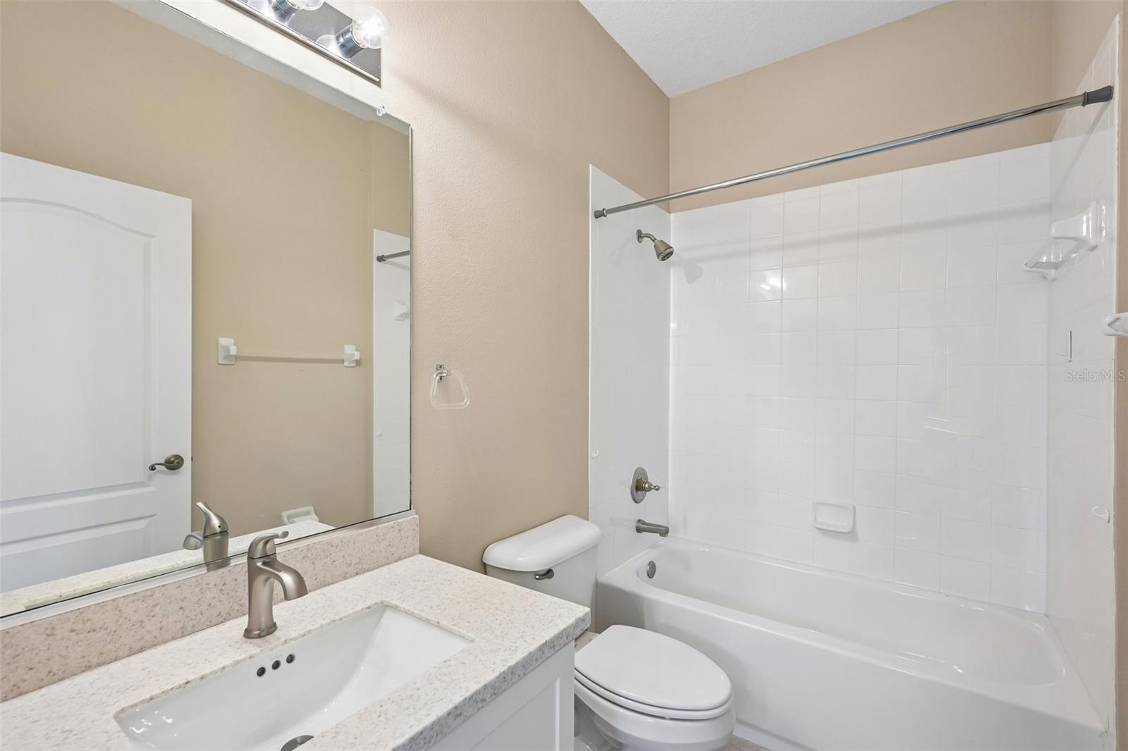 1933 INVERNESS GREENS DR