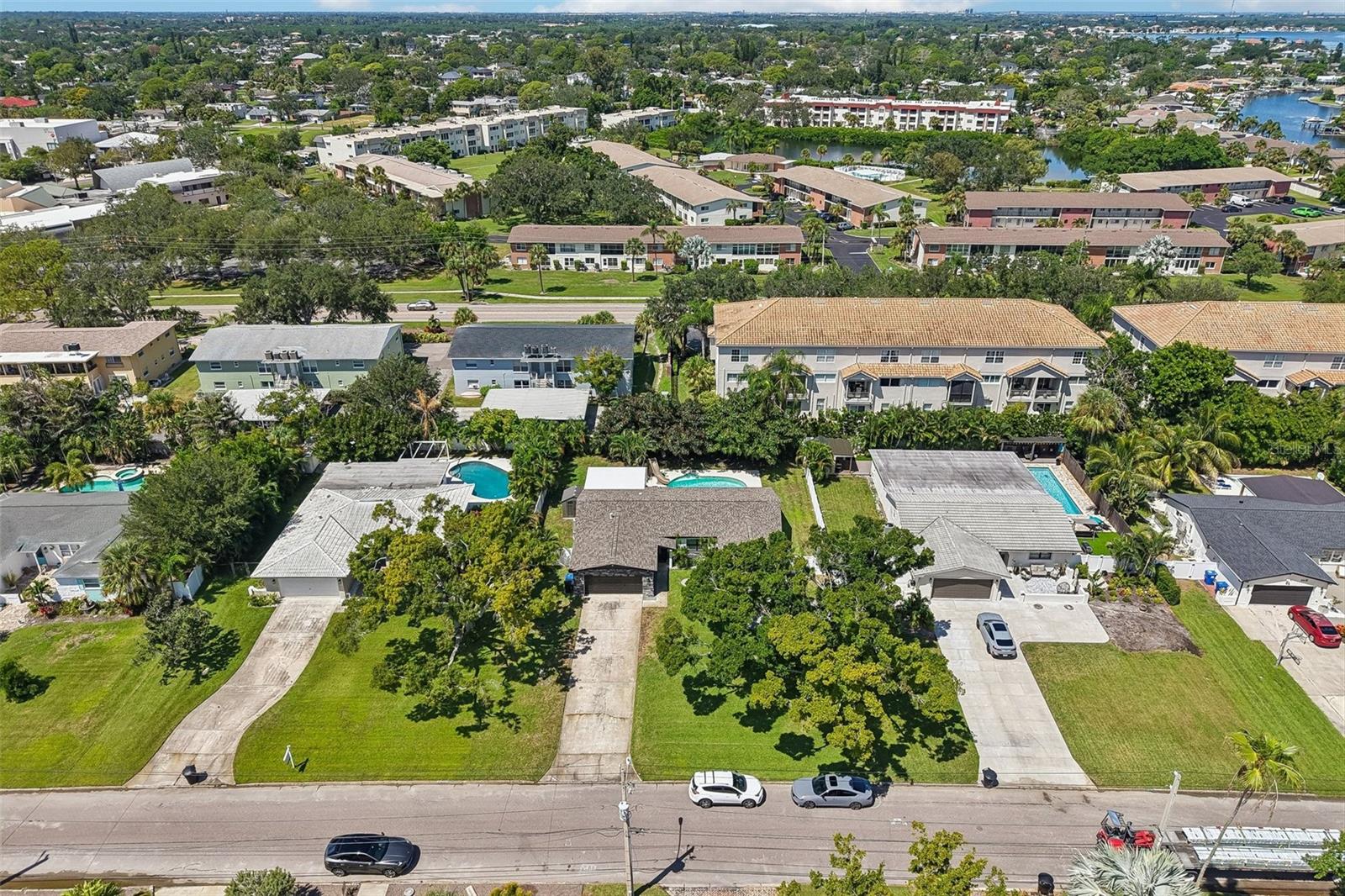 4600 BAYSHORE BLVD NE