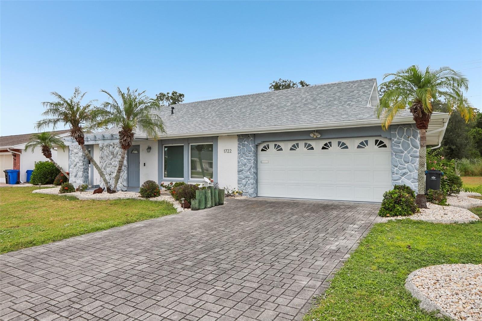 1722 W DEL WEBB BLVD