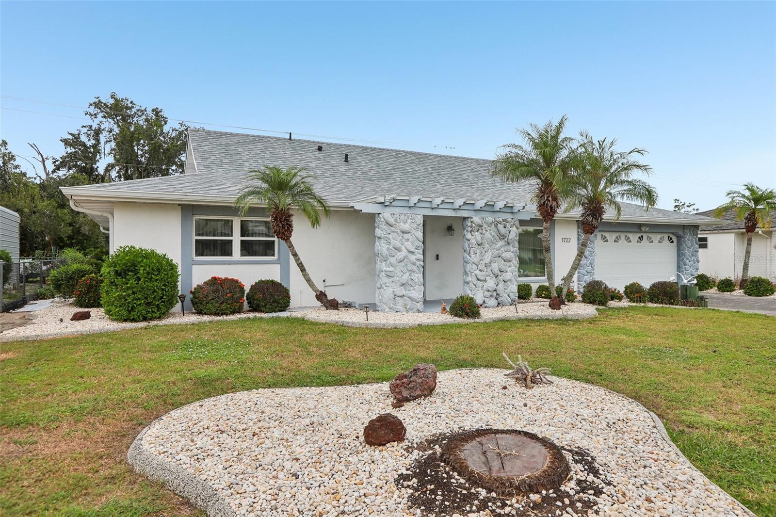 1722 W DEL WEBB BLVD