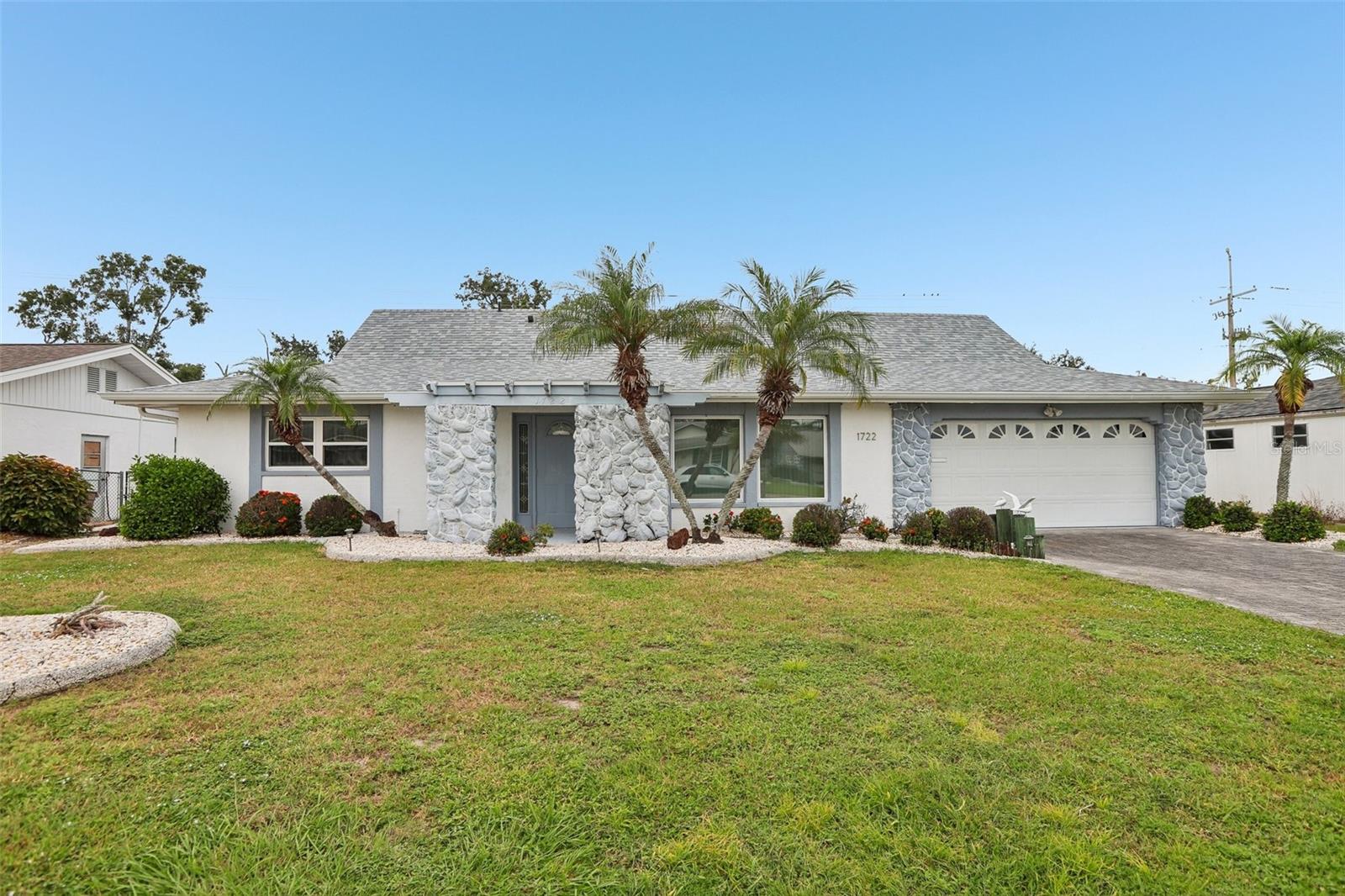 1722 W DEL WEBB BLVD