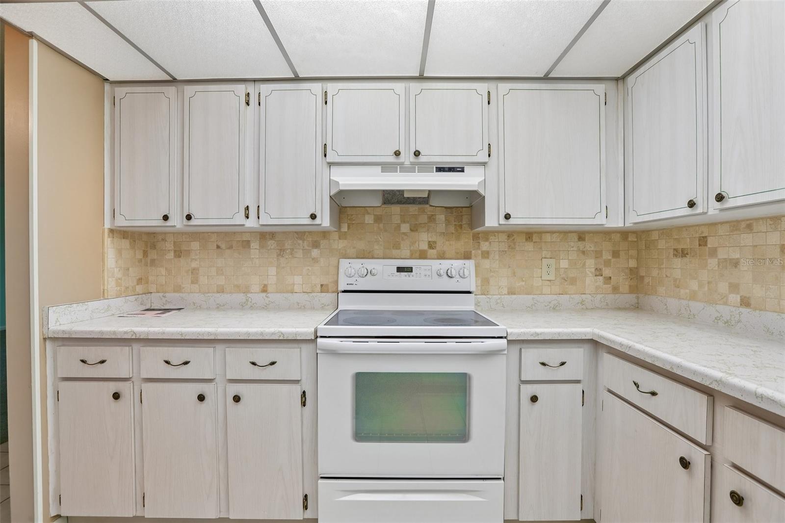 1722 W DEL WEBB BLVD