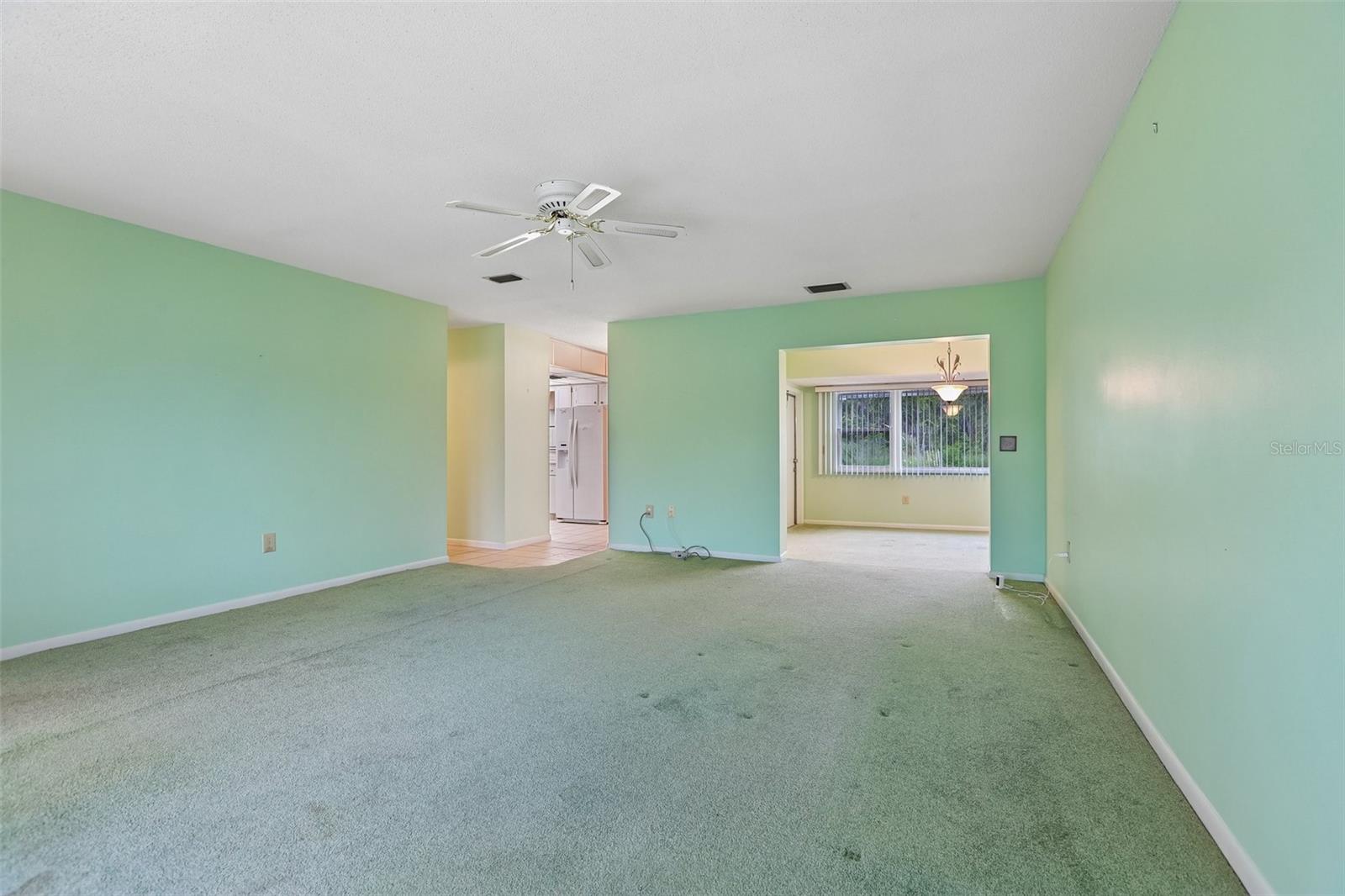 1722 W DEL WEBB BLVD
