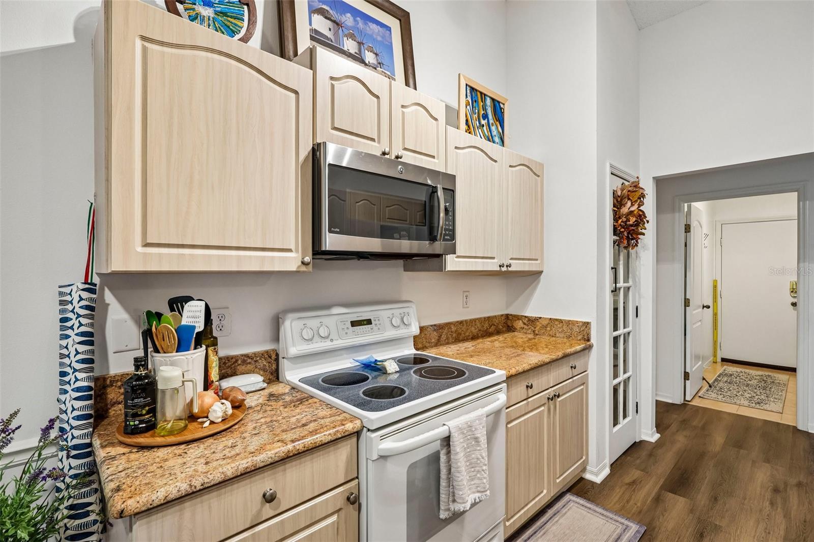 2308 E DEL WEBB BLVD