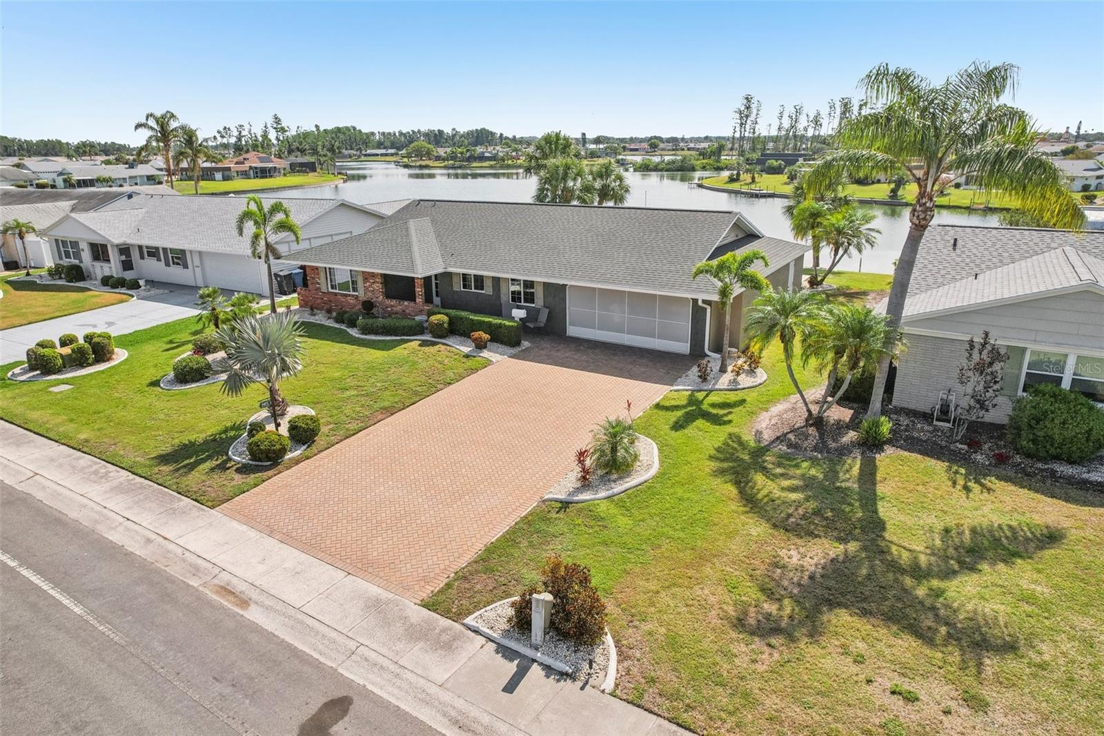 1405 W DEL WEBB BLVD