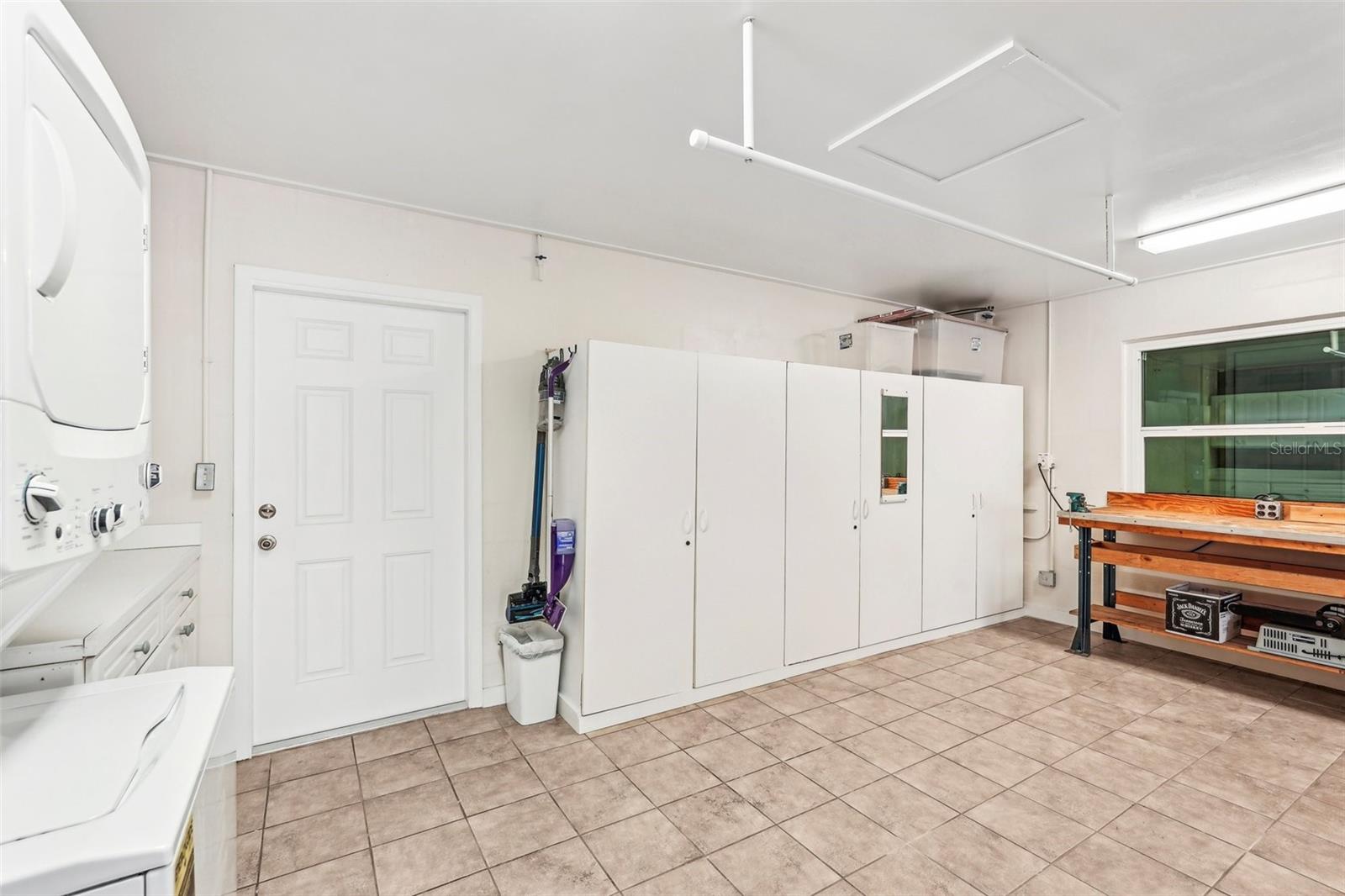 1405 W DEL WEBB BLVD