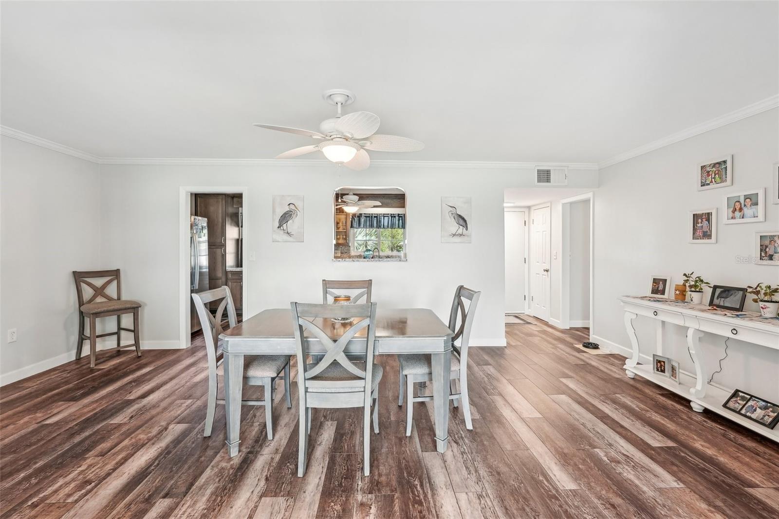 1405 W DEL WEBB BLVD