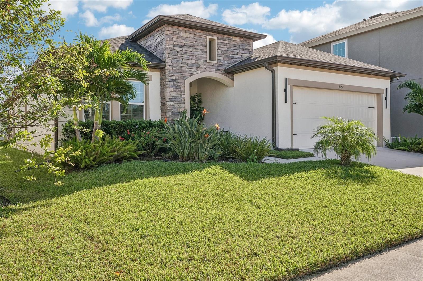 6252 HIDDEN BRANCH DR
